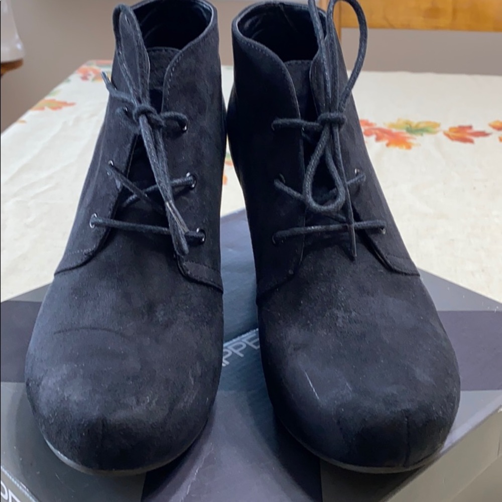 Suede lace up ankle boot
